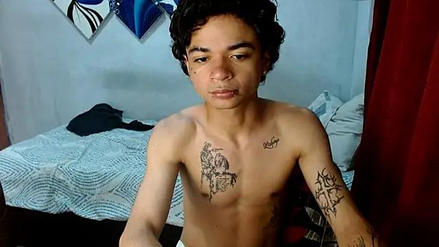 Snapshot of Lovebeng_ chatting on November 17, 4:16 am Lovebeng online show from November 17, 4:16 am