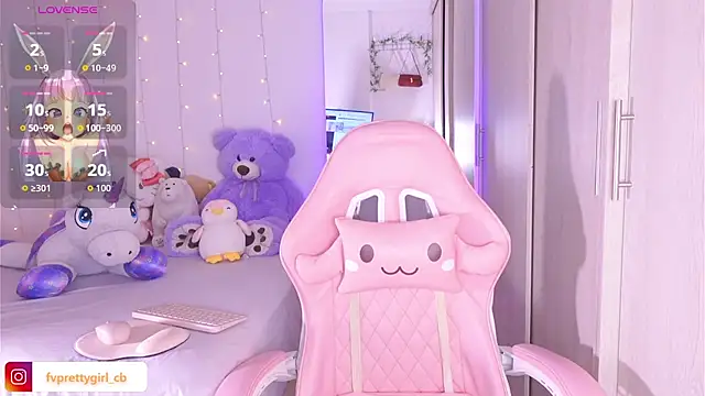 urfavprettygirl online show from February 22, 8:39 am