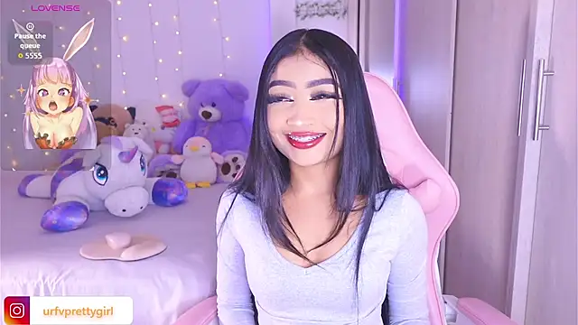 Snapshot of urfavprettygirl chatting on June 20, 1:32 am urfavprettygirl online show from June 20, 1:32 am