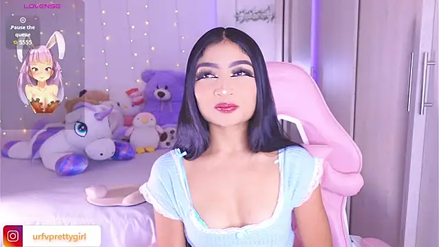 Snapshot of urfavprettygirl chatting on June 18, 8:57 am urfavprettygirl online show from June 18, 8:57 am