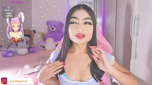 urfavprettygirl online show from November 3, 8:07 am