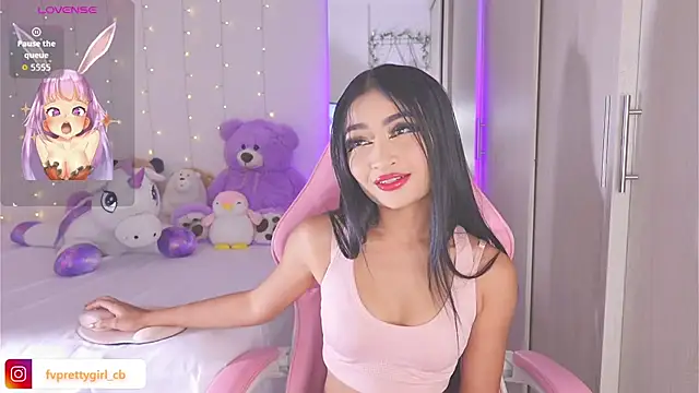 urfavprettygirl online show from December 18, 9:36 am