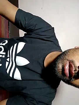 Fucker boy 1 online show from March 18, 2:39 pm