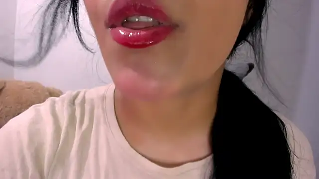 Snapshot of veky_saliva01 chatting on September 27, 10:05 pm veky saliva01 online show from September 27, 10:05 pm