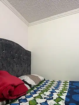 ZMalco2Hend8 online show from March 4, 5:48 am