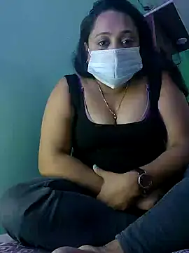 Snapshot of sunny69leyon9 chatting on January 21, 7:04 am sunny69leyon9 online show from January 21, 7:04 am