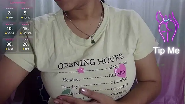 Preeti-Sexy online show from January 13, 5:55 am