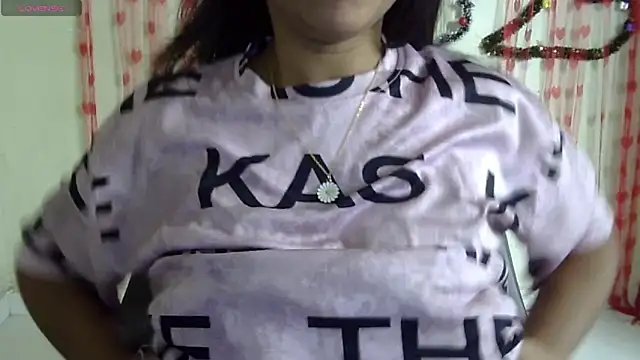 Snapshot of Preeti-Sexy chatting on March 4, 10:35 am Preeti-Sexy online show from March 4, 10:35 am