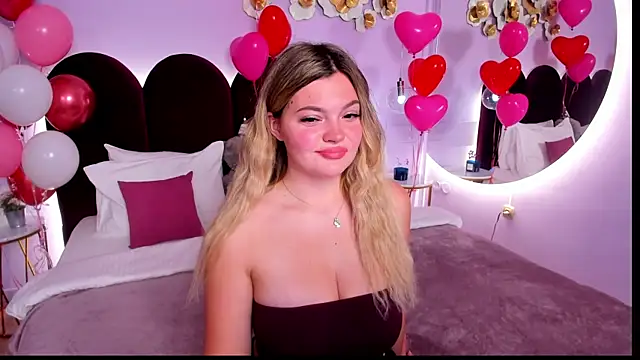 ZaraBloom online show from November 16, 3:22 am