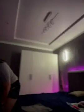 JoyFulLicss online show from April 2, 2:24 pm