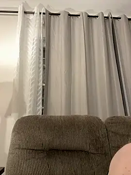 Snapshot of PuckBunny17 chatting on September 23, 6:09 am PuckBunny17 online show from September 23, 6:09 am