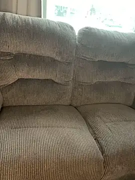 Snapshot of PuckBunny17 chatting on February 25, 11:04 pm PuckBunny17 online show from February 25, 11:04 pm