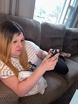 Snapshot of PuckBunny17 chatting on March 16, 10:42 pm PuckBunny17 online show from March 16, 10:42 pm