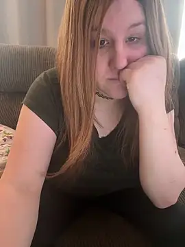 Snapshot of PuckBunny17 chatting on February 22, 4:19 pm PuckBunny17 online show from February 22, 4:19 pm