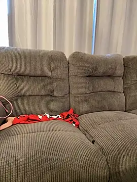 Snapshot of PuckBunny17 chatting on October 4, 10:00 pm PuckBunny17 online show from October 4, 10:00 pm