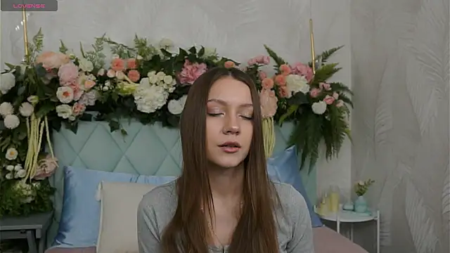 AliceBrayan online show from March 6, 5:08 pm