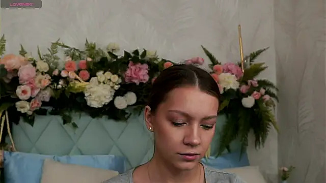 AliceBrayan online show from March 3, 5:09 pm