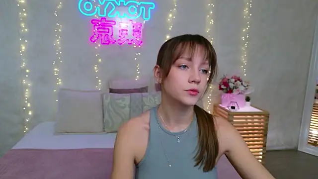 AliceBrayan online show from April 15, 5:06 pm