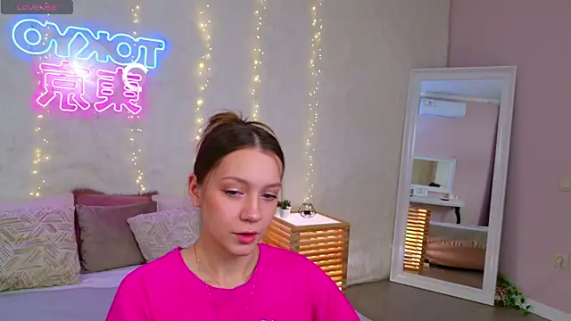 AliceBrayan online show from March 28, 5:03 pm