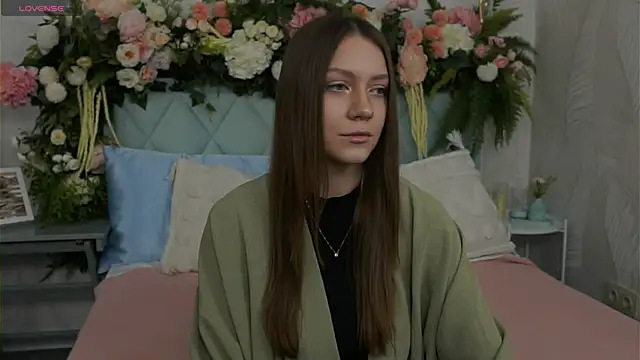 Snapshot of AliceBrayan chatting on March 2, 5:09 pm AliceBrayan online show from March 2, 5:09 pm