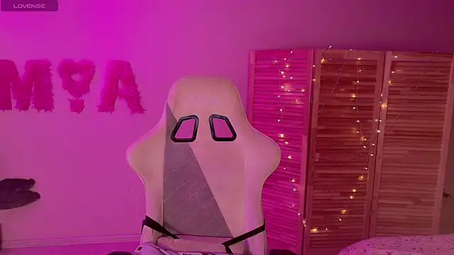 Miss Mia Murr online show from November 29, 4:23 am