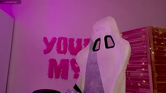 Miss Mia Murr online show from February 12, 4:45 am