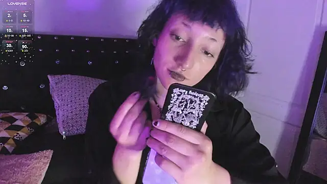 Ghosty Doll online show from February 6, 8:27 pm