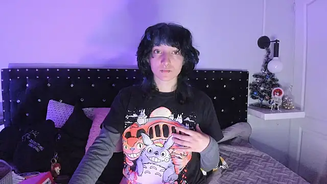 Ghosty Doll online show from December 19, 9:17 pm