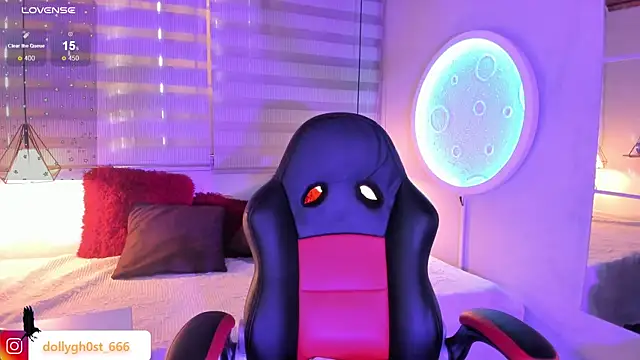 Ghosty Doll online show from May 6, 8:13 pm