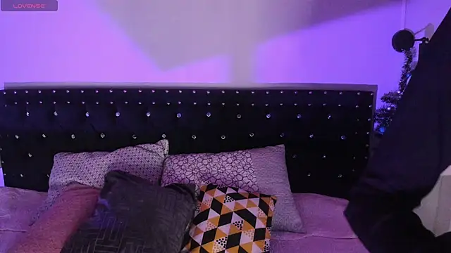 Ghosty Doll online show from January 5, 8:12 pm