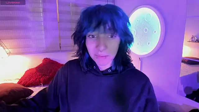 Ghosty Doll online show from April 21, 8:26 pm
