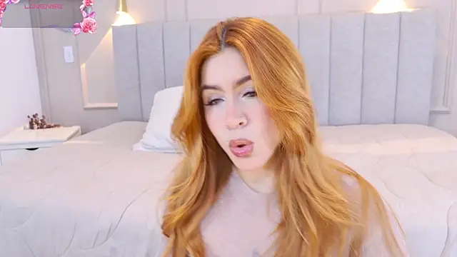Snapshot of april_rousse chatting on October 16, 2:47 pm april rousse online show from October 16, 2:47 pm