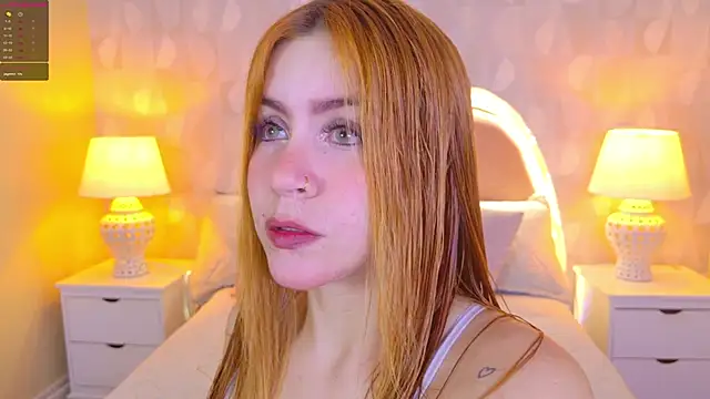 Snapshot of april_rousse chatting on February 10, 10:09 pm april rousse online show from February 10, 10:09 pm