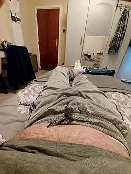 pascalino100 online show from October 9, 4:40 pm