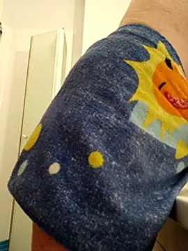 pascalino100 online show from April 8, 6:04 am