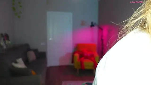 SpiceJessy online show from April 2, 5:47 am