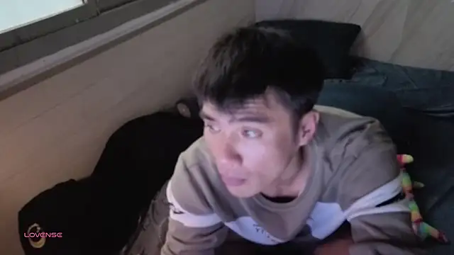 Snapshot of Big19Asia chatting on November 29, 10:43 pm Big19Asia online show from November 29, 10:43 pm