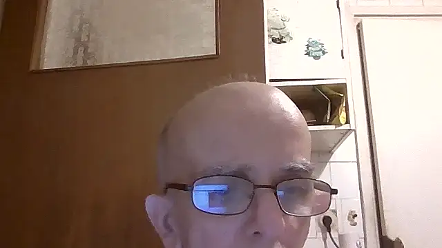 Snapshot of mariusica1@xh chatting on July 9, 7:24 pm mariusica1xh online show from July 9, 7:24 pm