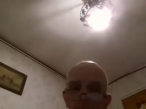 mariusica1xh online show from December 4, 9:14 pm