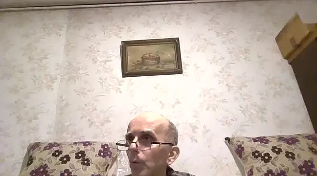 Snapshot of mariusica1@xh chatting on March 5, 5:08 pm mariusica1xh online show from March 5, 5:08 pm