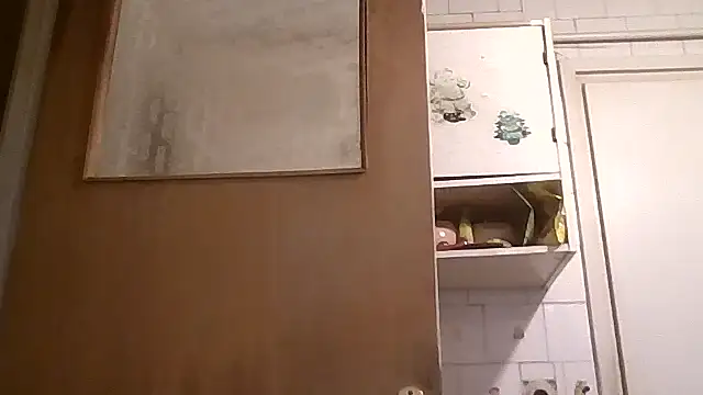 Snapshot of mariusica1@xh chatting on February 20, 4:09 pm mariusica1xh online show from February 20, 4:09 pm