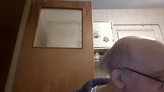 mariusica1xh online show from April 15, 6:34 pm