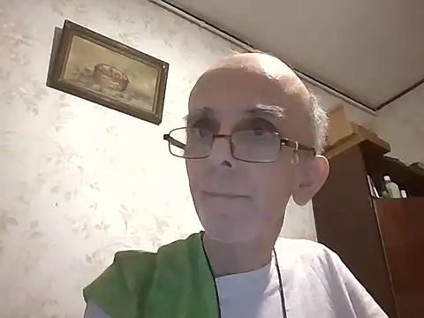 Snapshot of mariusica1@xh chatting on September 16, 9:38 pm mariusica1xh online show from September 16, 9:38 pm