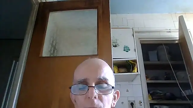 Snapshot of mariusica1@xh chatting on July 2, 2:45 pm mariusica1xh online show from July 2, 2:45 pm