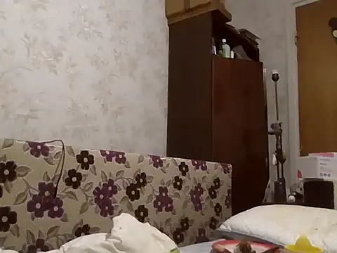 mariusica1xh online show from October 31, 10:27 pm