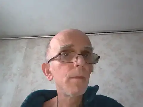 Snapshot of mariusica1@xh chatting on September 10, 1:21 pm mariusica1xh online show from September 10, 1:21 pm