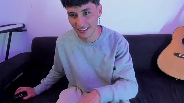 Henrikk senn online show from March 24, 9:53 am