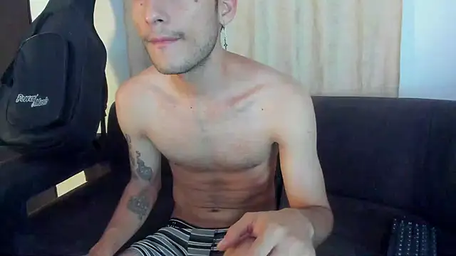 Henrikk senn online show from October 15, 3:49 am
