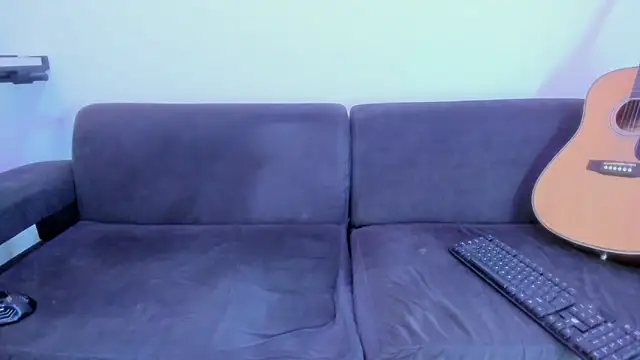 Henrikk senn online show from March 2, 8:38 pm