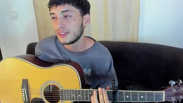 Henrikk senn online show from November 8, 11:41 pm